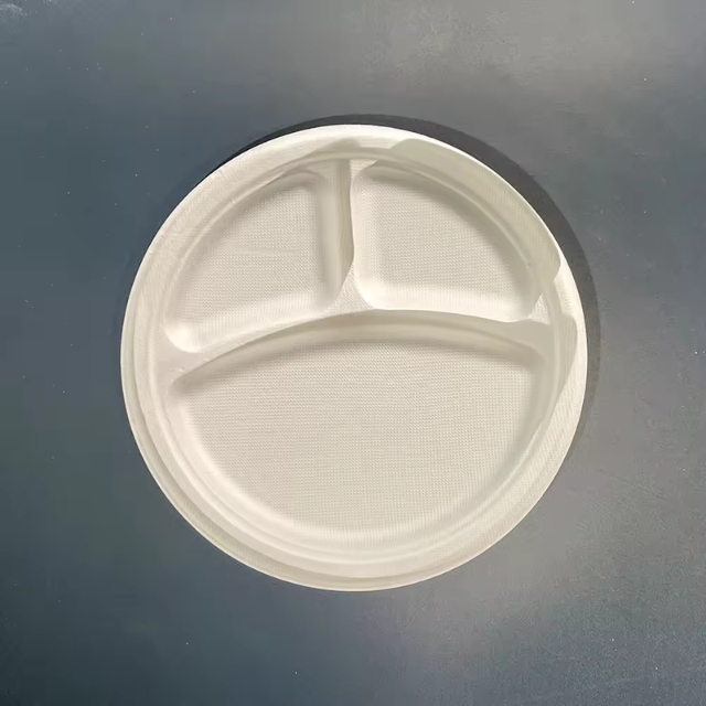 จานกระดาษ ถาดอาหาร 3 ช่อง จานชานอ้อย ย่อยสลายได้ สีครีม 9นิ้ว