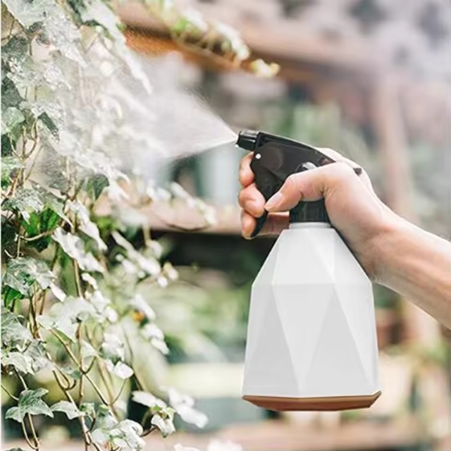  ขวดสเปรย์อเนกประสงค์ ขวดสเปรย์พ่น ขวดสเปรย์เปล่า 600ml