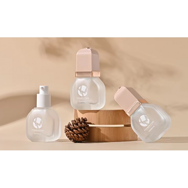 ขวดเครื่องสำอาง ขวดรองพื้น บีบีครีม ทรงกลมแบน 30 ml