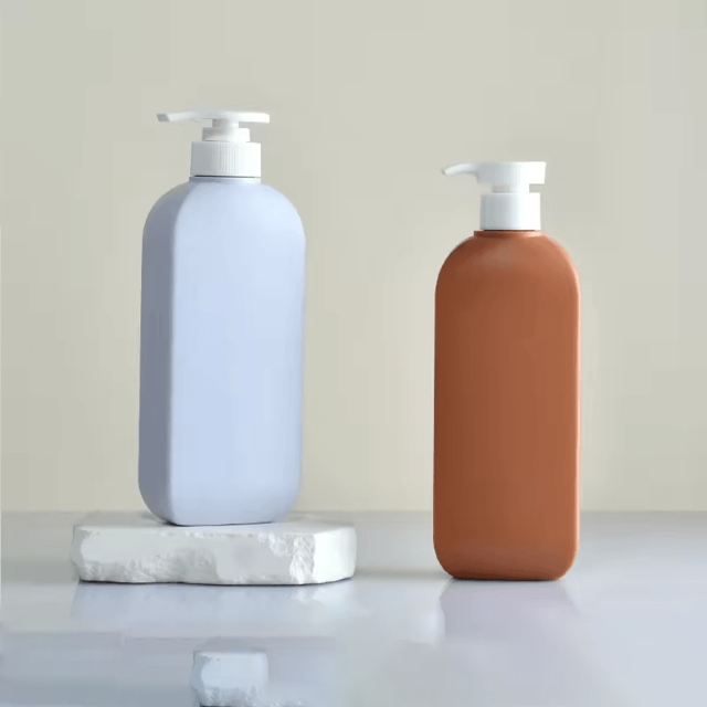 ขวดเครื่องสำอาง ขวดผลิตภัณฑ์ ขวดแชมพู ขวดโลชั่น หัวปั๊มทรงเหลี่ยม 300ml/500ml