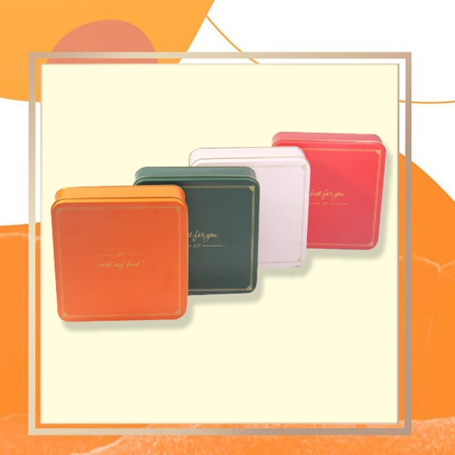 กล่องดีบุก พร้อมฝาปิด ทรงสี่เหลี่ยม กล่องขวัญ คุกกี้ ขนม 17*17*6 ซม 2,000 ml