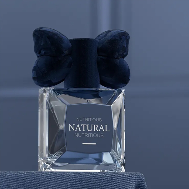 ขวดเครื่องสำอางทรงสี่เหลี่ยม ขวดน้ำหอม ขวดแก้วสเปรย์ 30ml/50ml/100ml