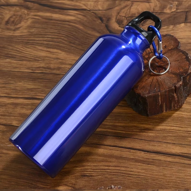 ขวดน้ำดื่มอลูมิเนียมพร้อมฝาและที่เกี่ยว ขวดสำหรับเก็บความร้อน/เย็น ขนาด 500 ml