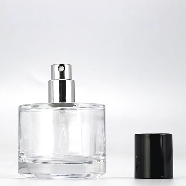 ขวดเครื่องสำอางทรงกระบอก ขวดน้ำหอม ขวดแก้วสเปรย์ 30ml/50ml/100ml