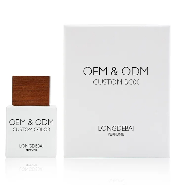 ขวดเครื่องสำอางทรงสี่เหลี่ยม ขวดน้ำหอม ขวดแก้วสเปรย์ทรงเหลี่ยม 30ml/50ml/100ml