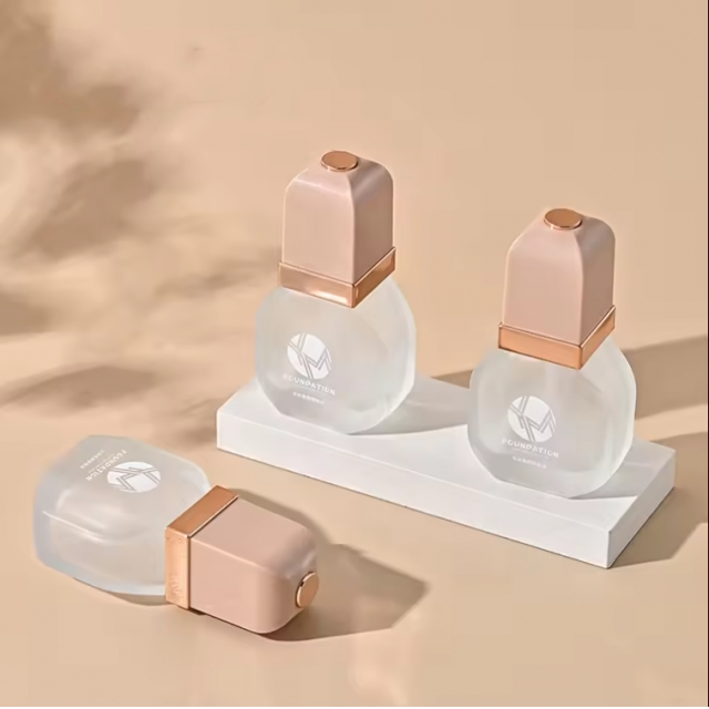ขวดเครื่องสำอาง ขวดรองพื้น บีบีครีม ทรงกลมแบน 30 ml