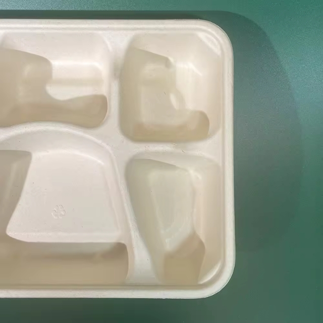 ถาดอาหารกระดาษ ถาดอาหารสี่เหลี่ยมผืนผ้า 6 ช่อง  ย่อยสลายได้ สีครีม 11นิ้ว