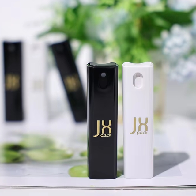 ขวดเครื่องสำอางสไตล์มินิมอล ขวดน้ำหอม ขวดสเปรย์พลาสติก 15ml 