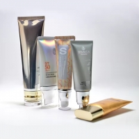 หลอดเครื่องสำอาง หลอดใส่ครีมโลชั่น หลอดบีบครีมกันแดด พลาสติก 60ml/100ml พิมพ์โลโก้เองได้ 